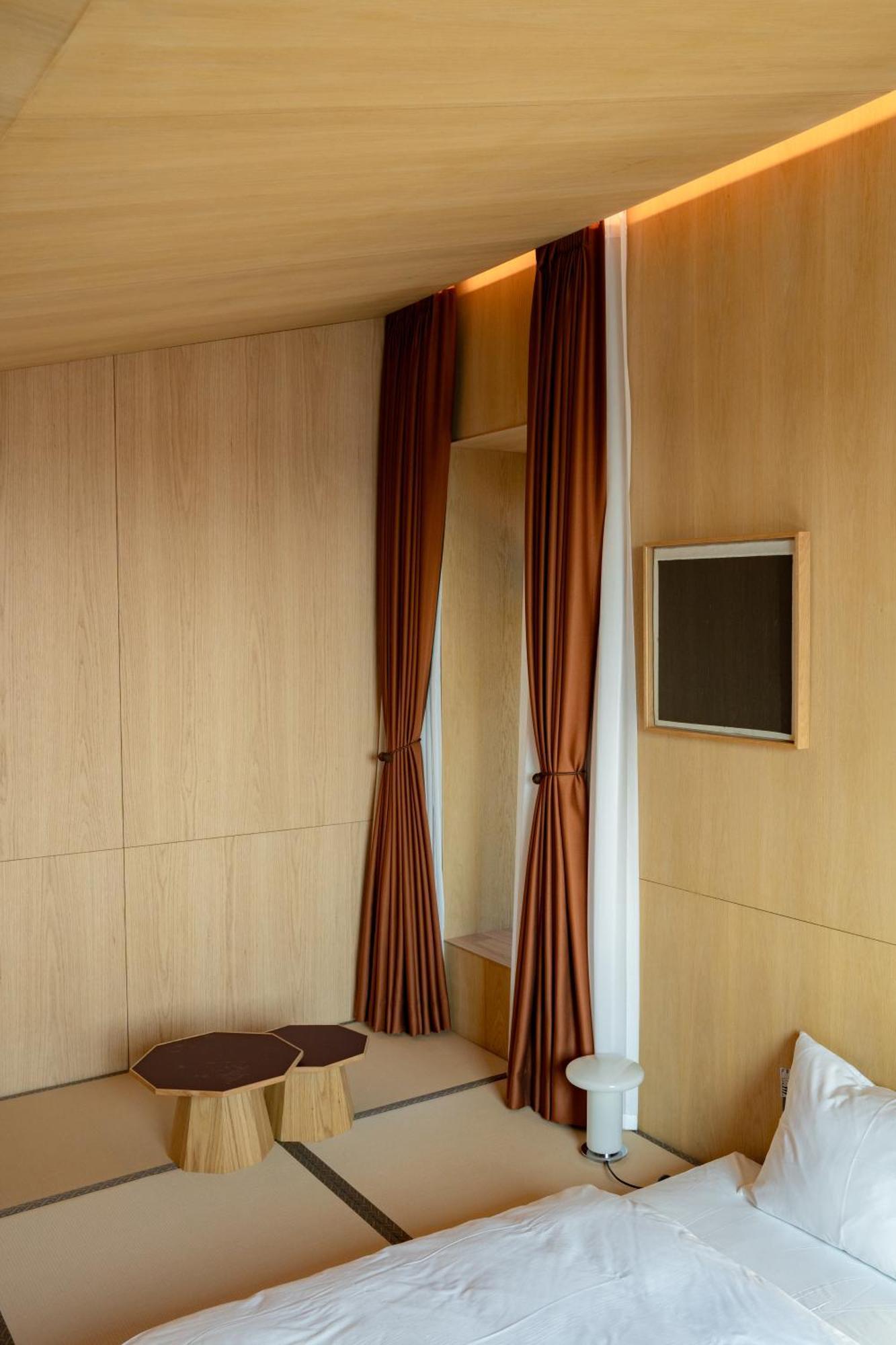 Pbr7 Hotel Unusual Stay Gyeongju Exterior foto